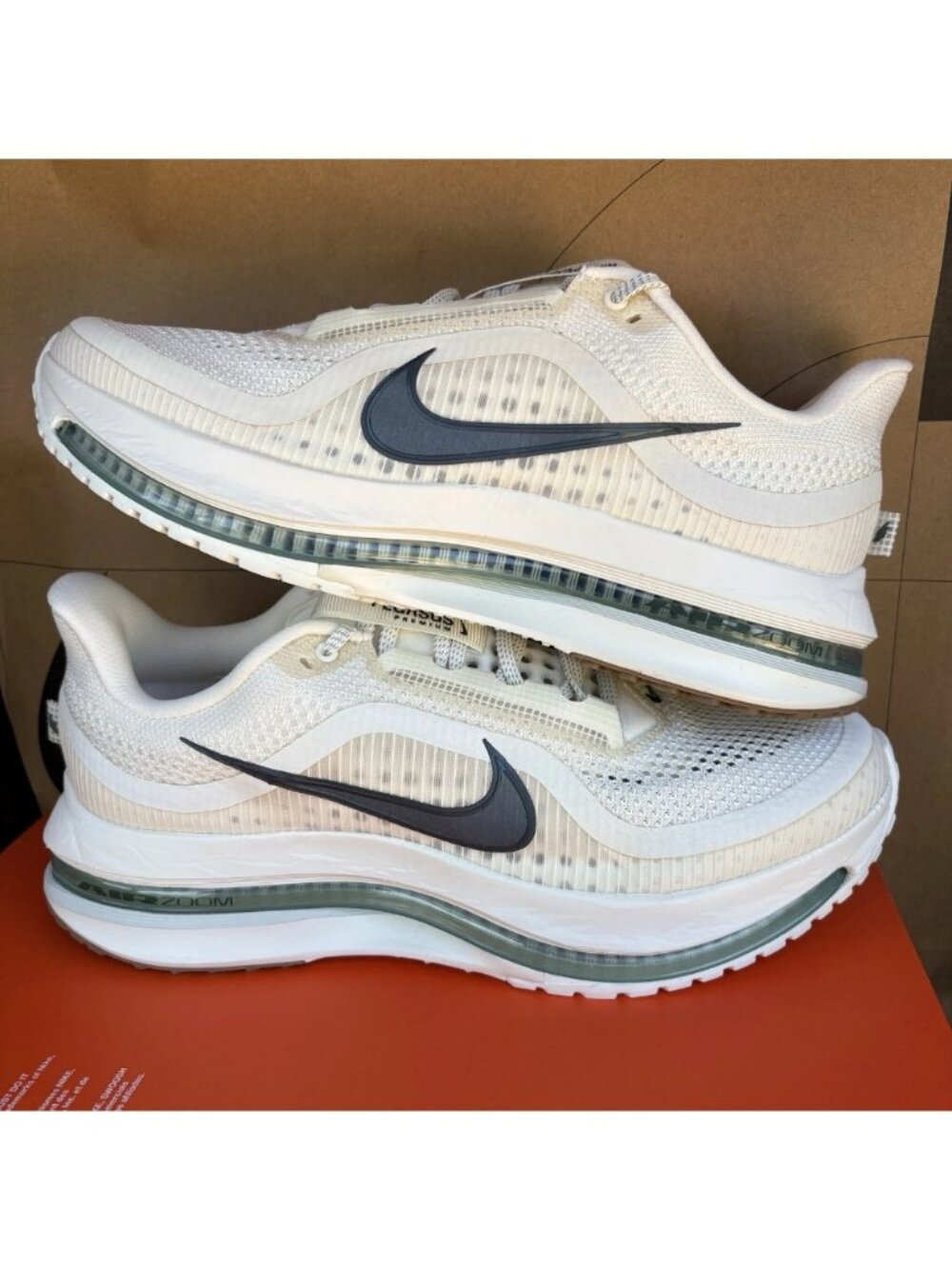 NEW Nike Pegasus Premium Pale Ivory Spruce Running HQ2592-106 Men Size 12 - Picture 2 of 8